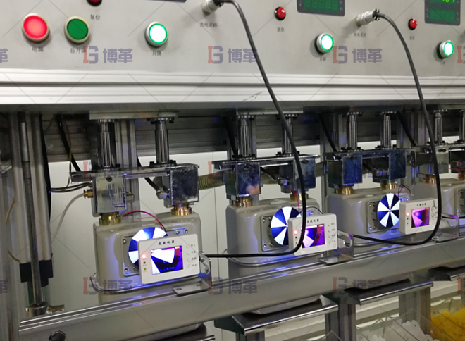 集中測試目視化及規(guī)劃，利用治具進行測試自動化設計