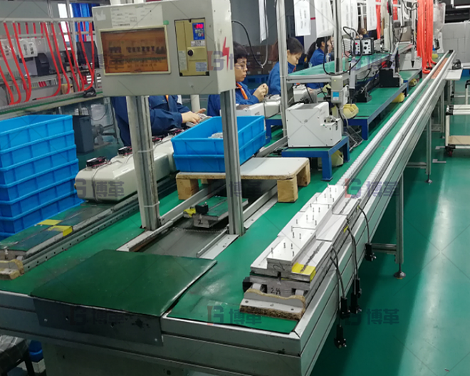 采用雙邊流水線，節(jié)約空間，電子組裝材料水蜘蛛配送。